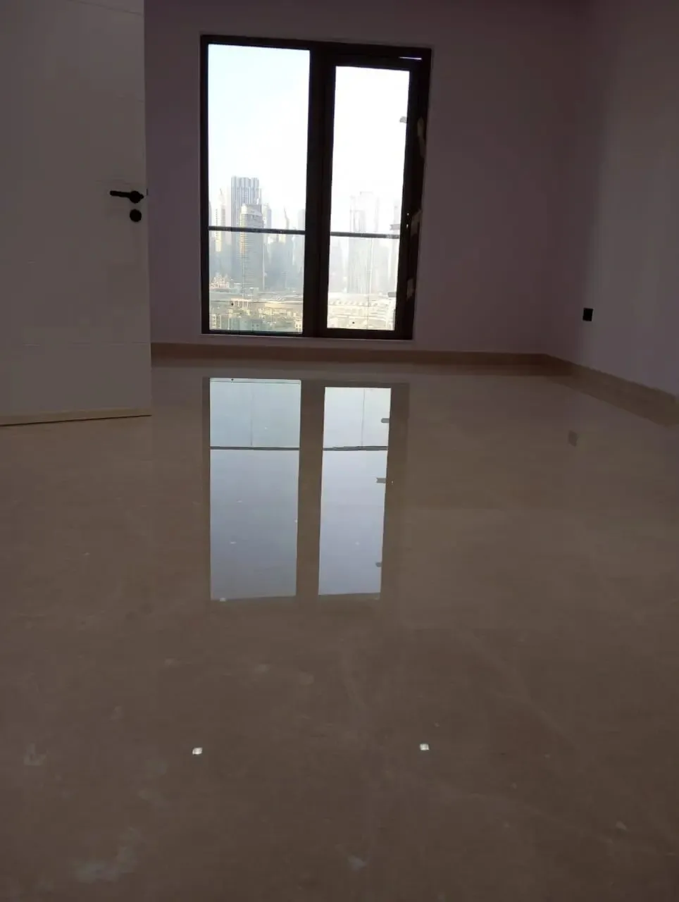 Crema Uno Marble Polishing in Dubai